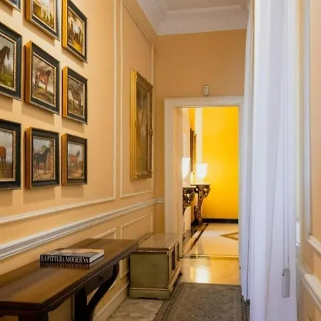 Apartamento D'epoca * Milan
