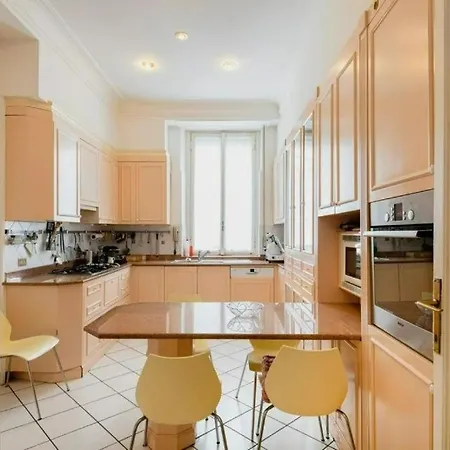 Apartamento D'epoca * Milan